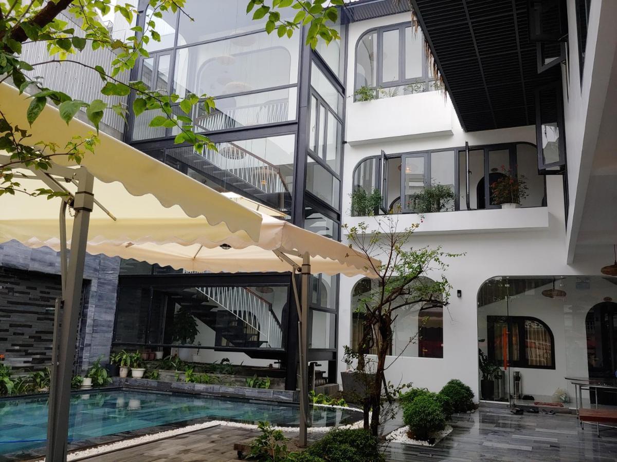 Life Boutique Hotel Hue Exterior photo